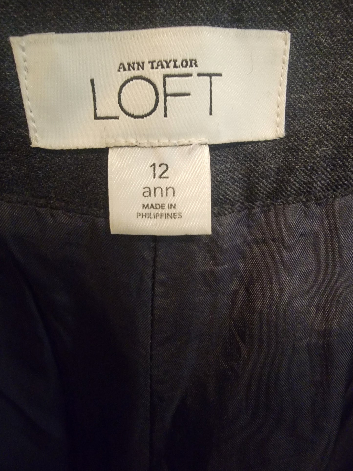 LOFT Wool Cropped Wide-Leg Dress Pants – Charcoal, Size 12 | Pre-Owned by REnewd