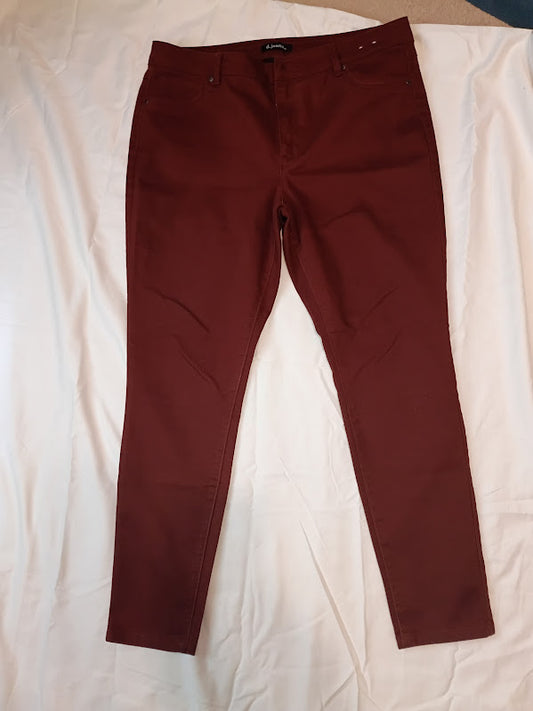 d.jeans Burgundy Slim-Fit Pants — Size 16