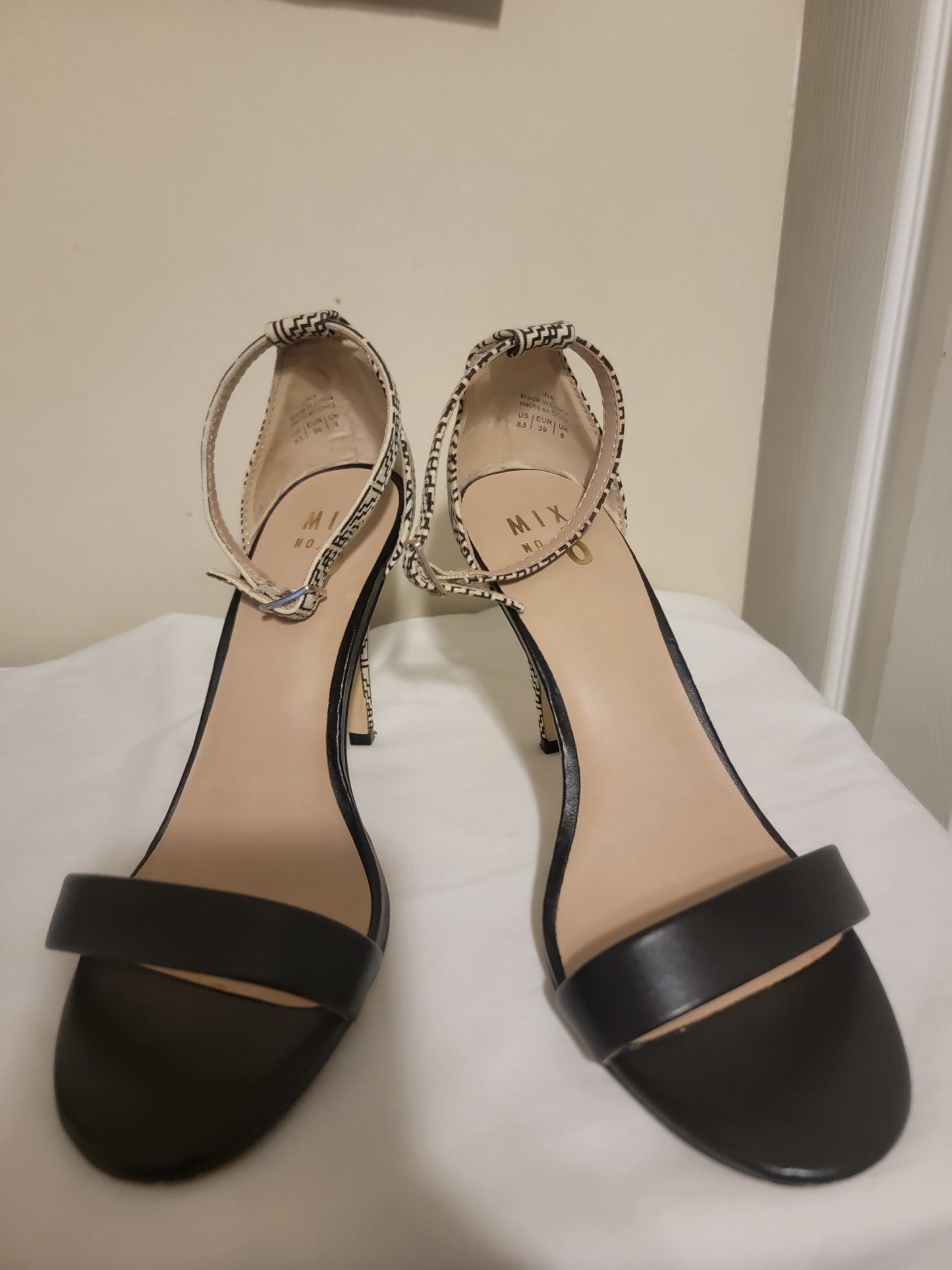 Mix No. 6 Lina Ankle-Strap Heeled Sandals – Size 8.5 | Pre-Owned by REnewd