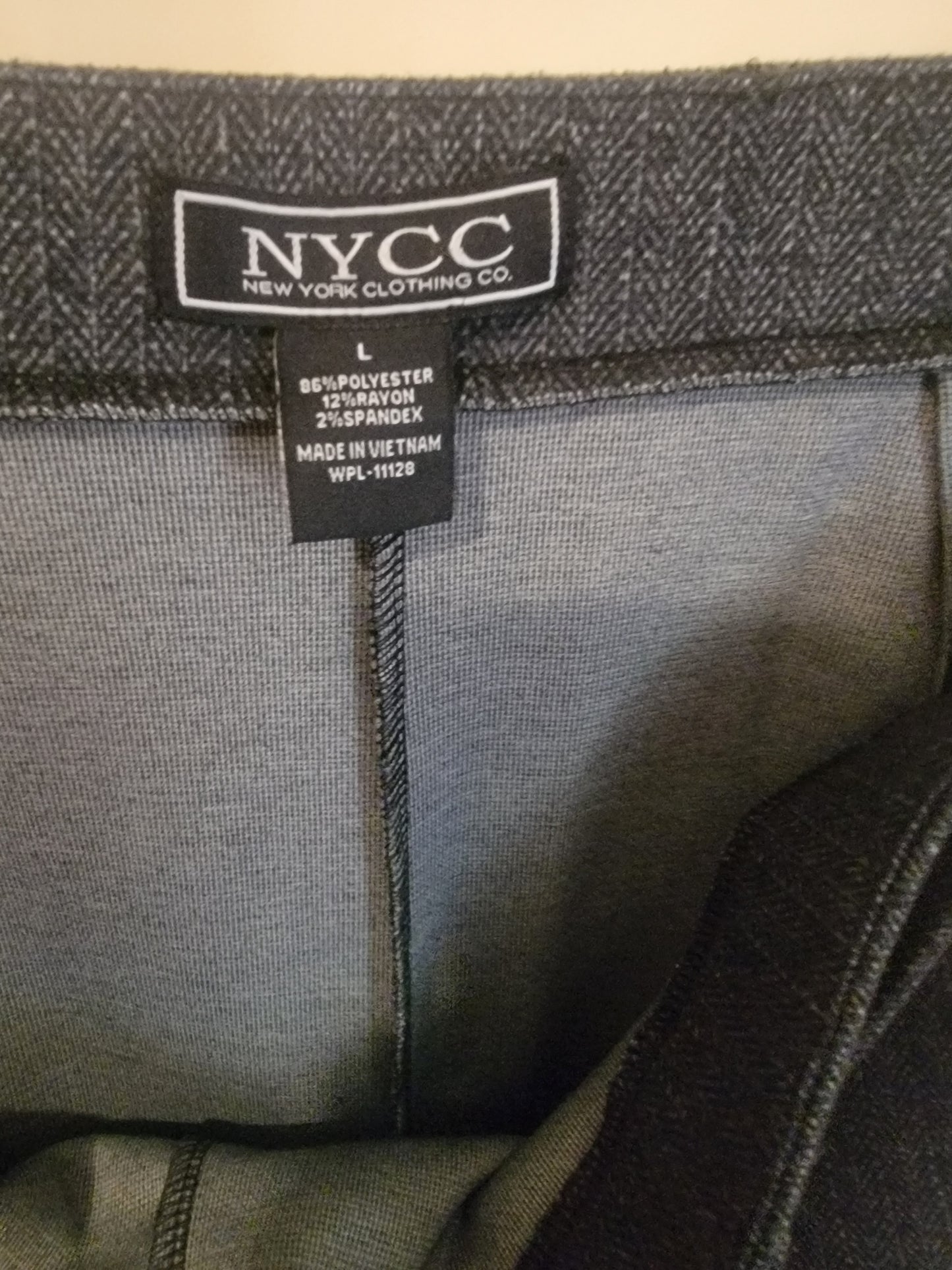 Charcoal Wide-Leg Dress Trouser with Matching Belt – Size L | Pre-Owned by REnewd
