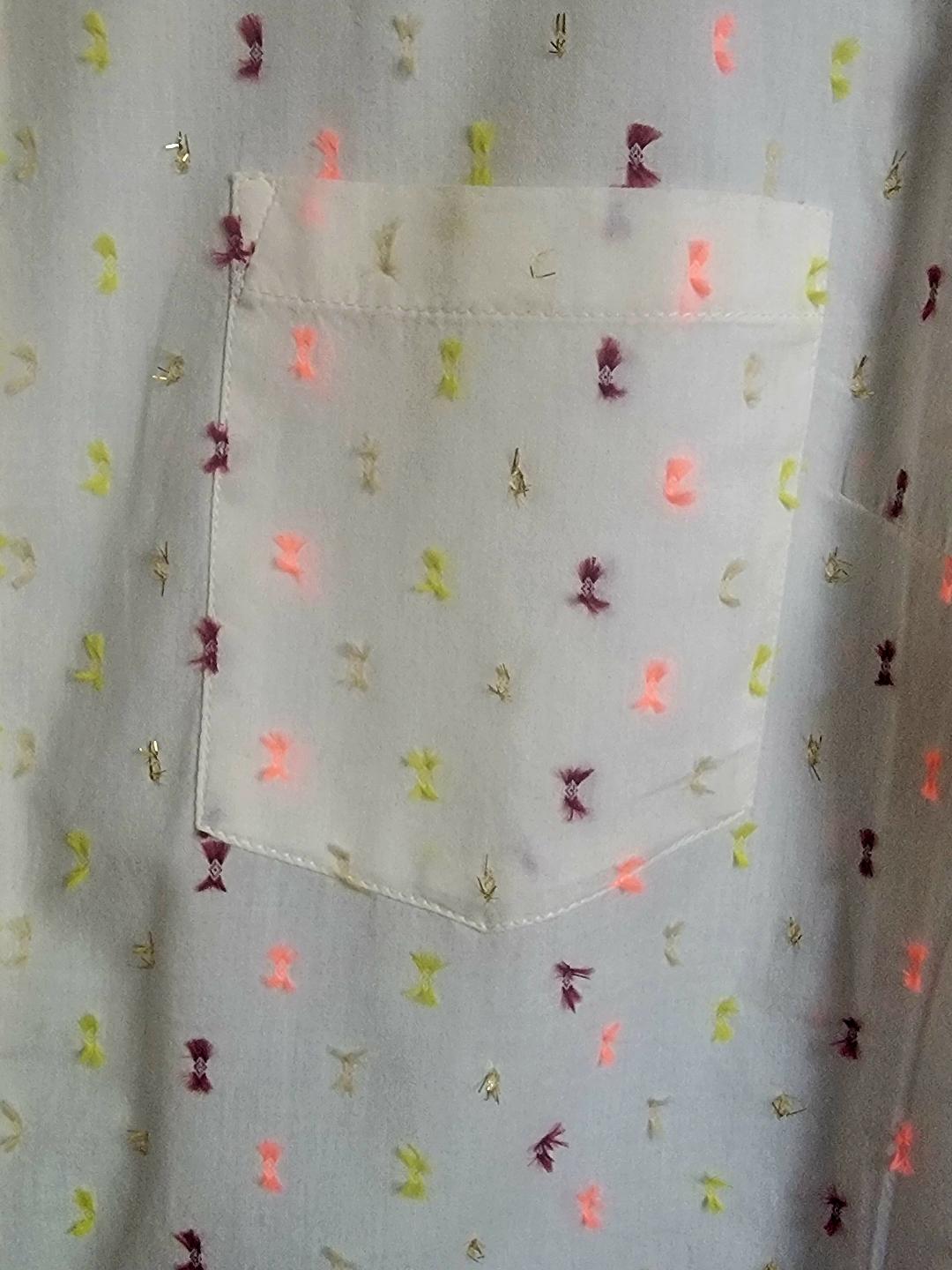 Gap Multicolor Woven Button-Up Shirt – White, Size XL | Pre-Owned by REnewd