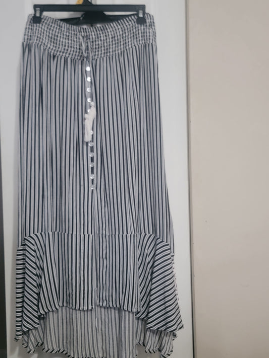 Pink Laundry Striped Jersey Maxi Skirt – Black & White, Size L | Pre‑Owned by REnewd
