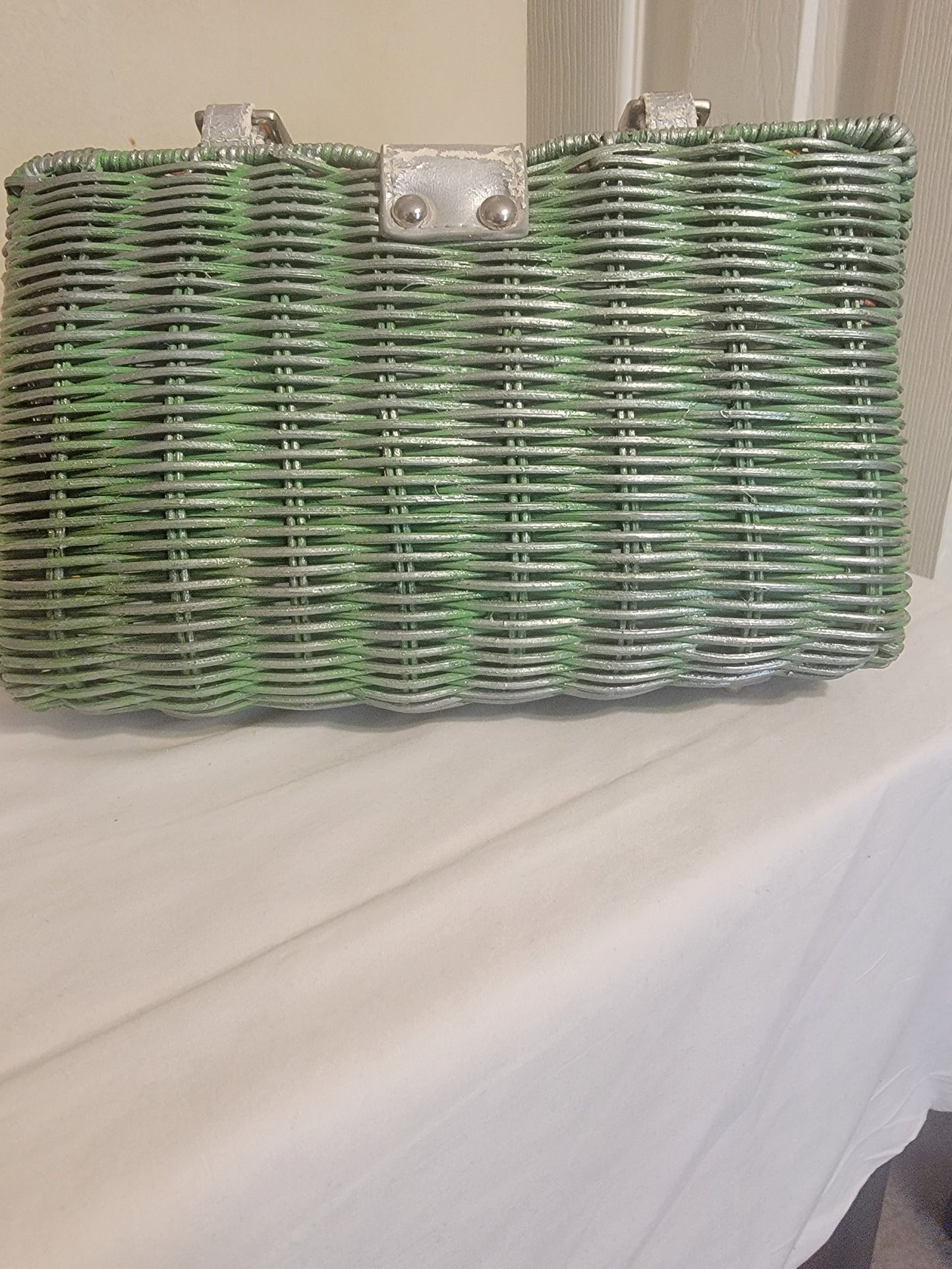 Vintage Green & Silver Woven Handbag – Wooden Handles | Curated Secondhand by REnewd