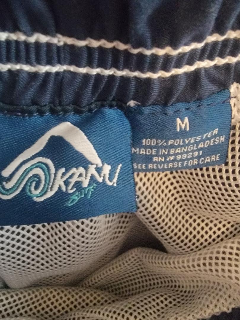 KANU Surf Navy Cargo Swim Shorts – White Side Stripes, Size M | Pre-Owned by REnewd