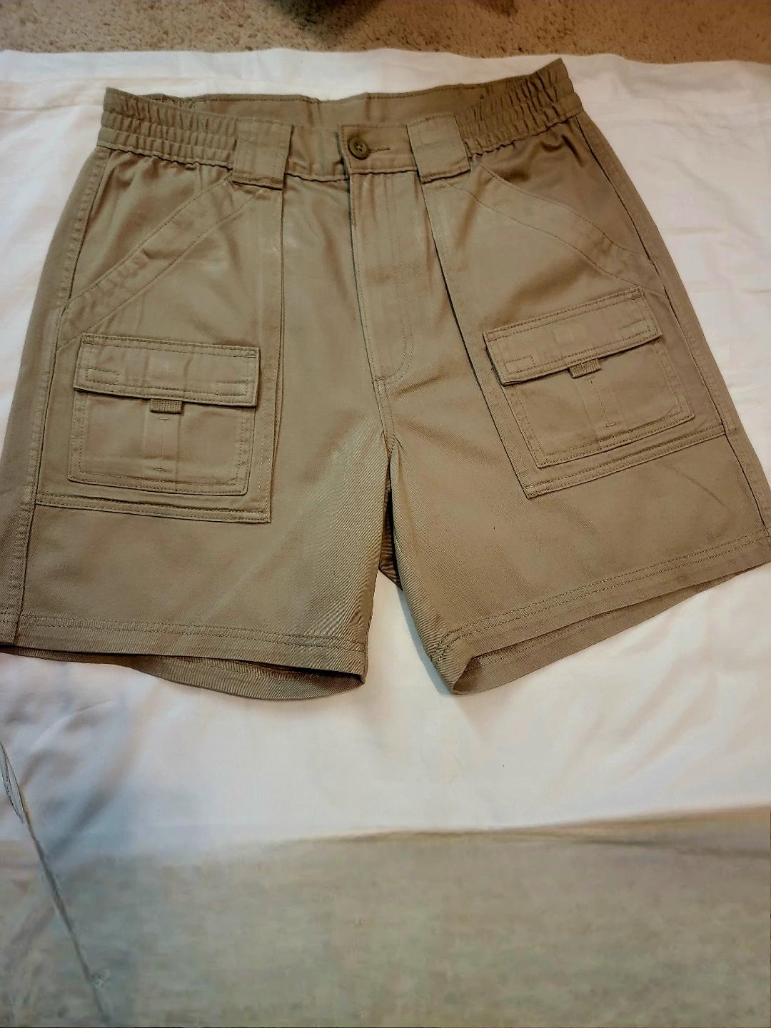 St. John's Bay Khaki Cargo Hiking Shorts – Size 32 | Pre-Owned by REnewd