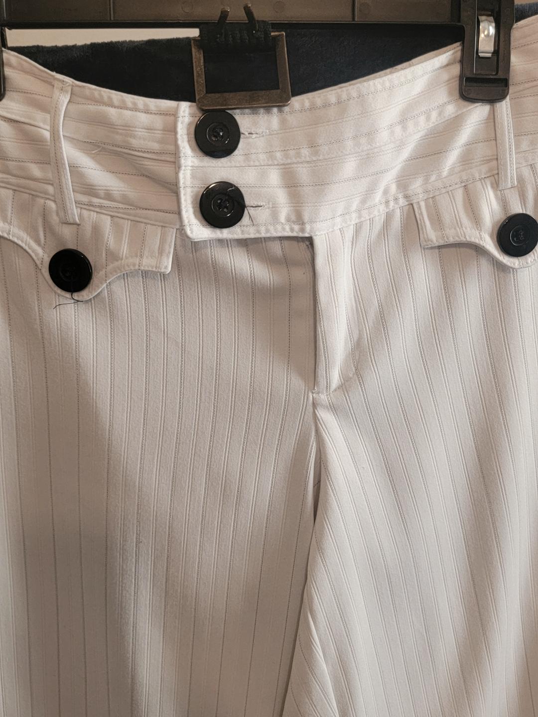 Studio 1940 White Pinstriped Trousers – Black Button Accents, Size 14 | Pre-Owned by REnewd