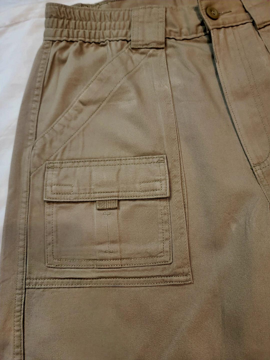 St. John's Bay Khaki Cargo Hiking Shorts – Size 32 | Pre-Owned by REnewd